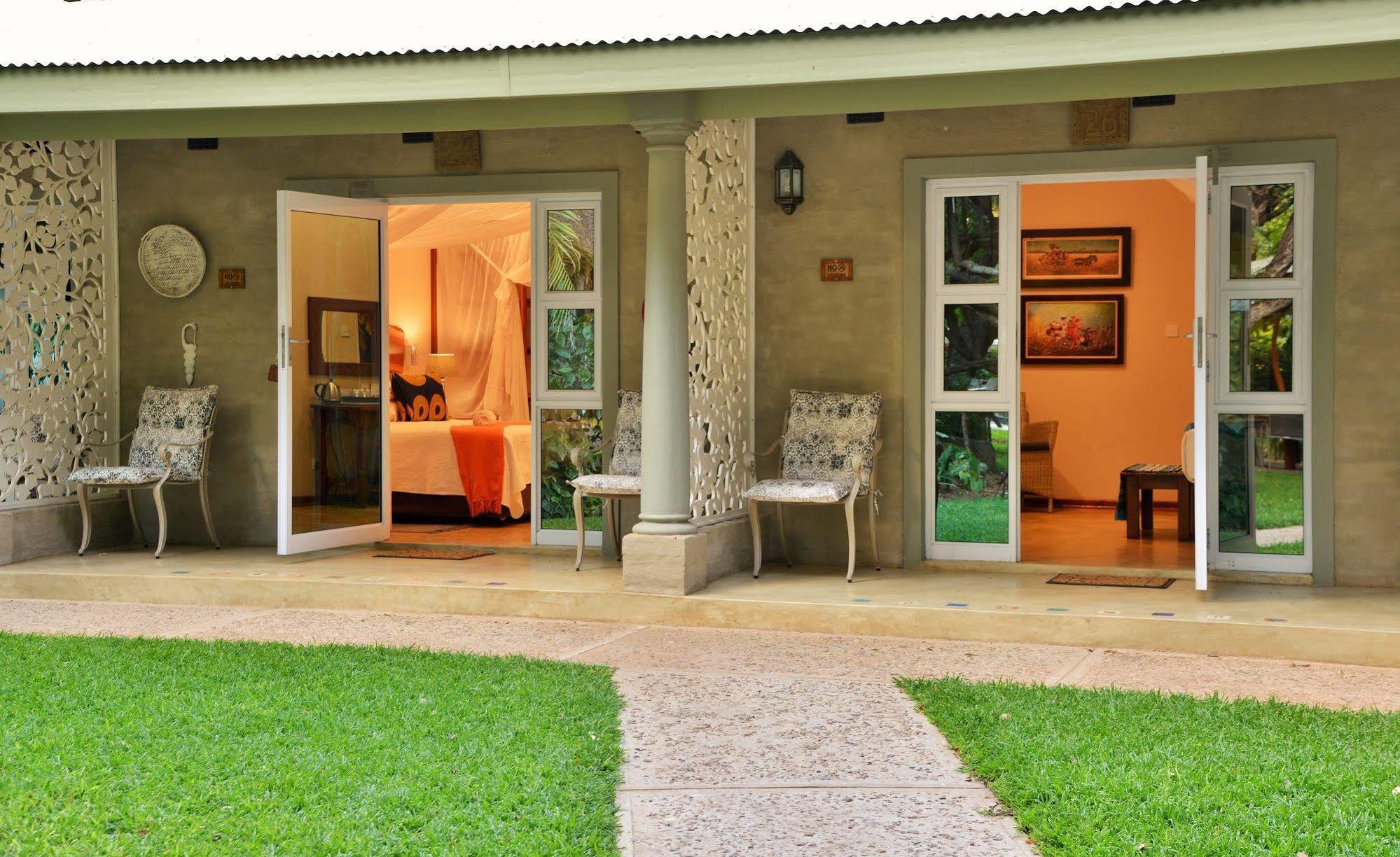 Bayete Guest Lodge Victoria Falls Exterior foto