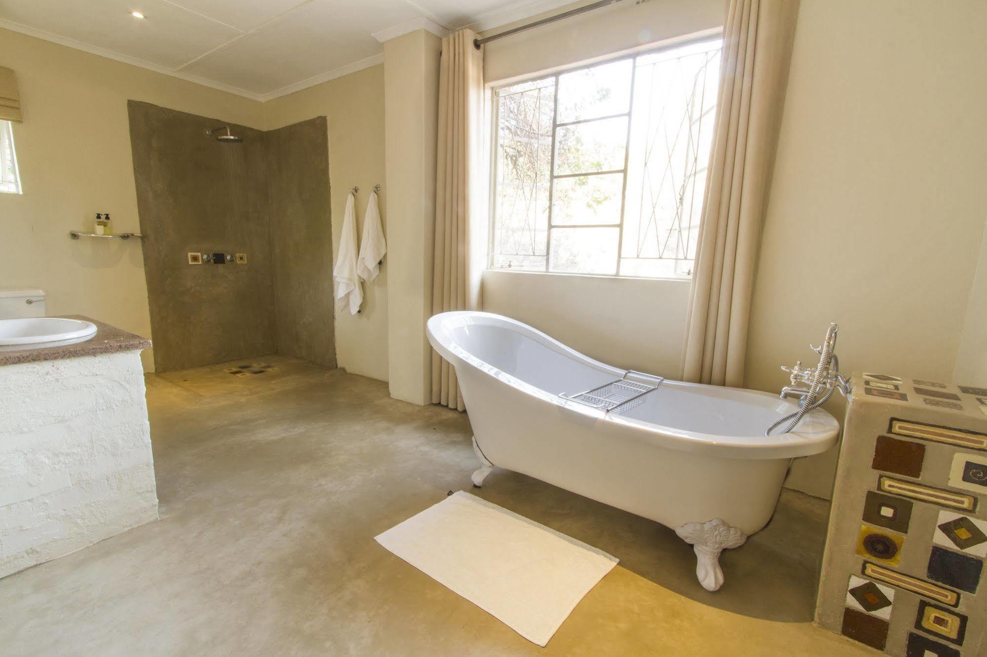 Bayete Guest Lodge Victoria Falls Exterior foto