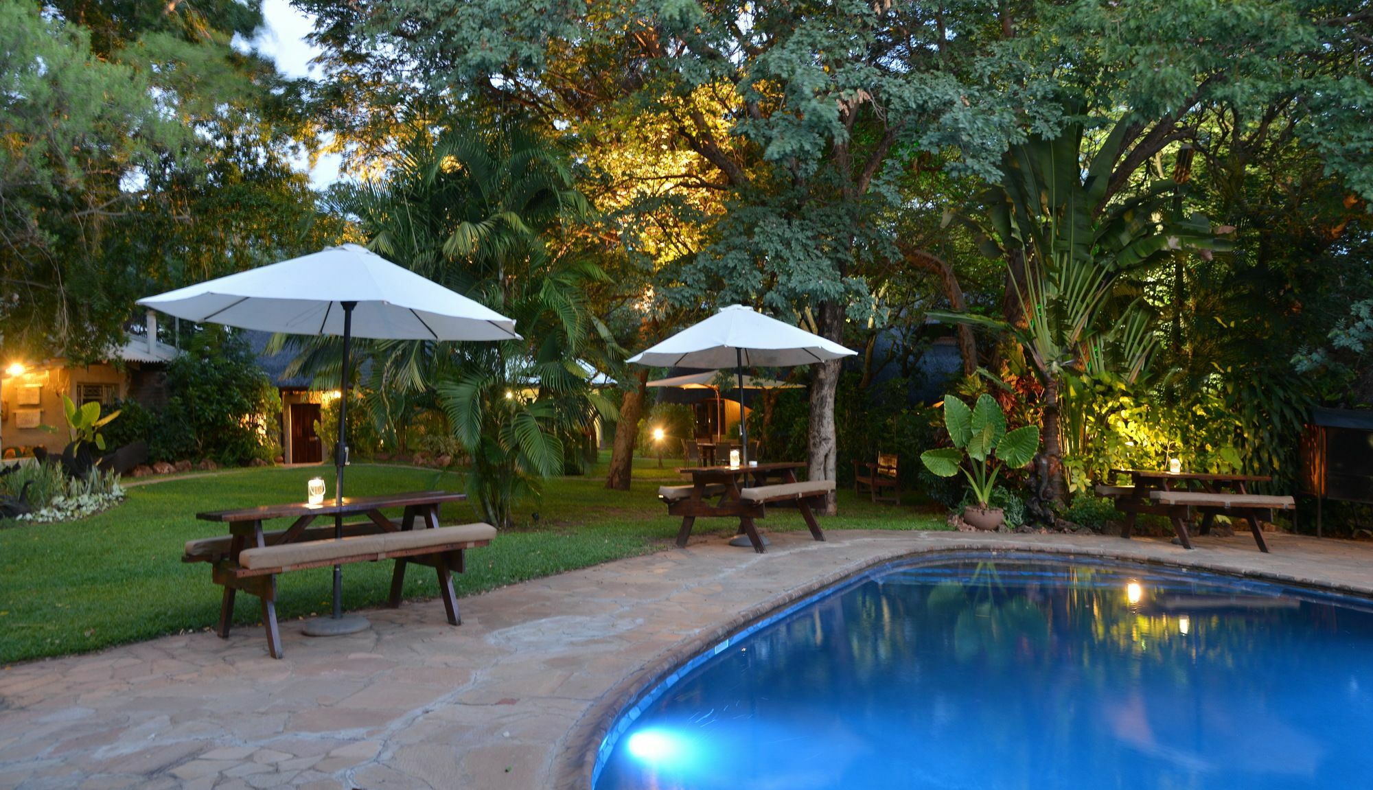 Bayete Guest Lodge Victoria Falls Exterior foto