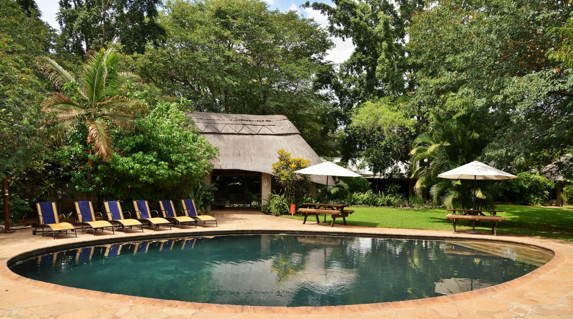 Bayete Guest Lodge Victoria Falls Exterior foto